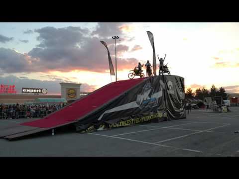 freestyle di motocross a Corigliano Calabro (I Portali)