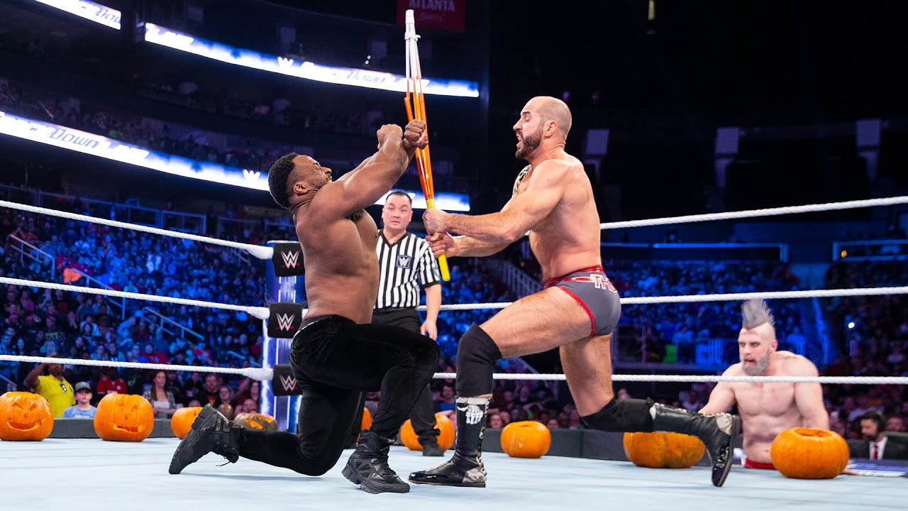 Big E and Cesaro’s vicious Trick or Street Fight: SmackDown, Oct. 30, 2018