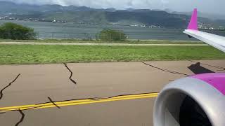 Look Out For B737 Plane Takeoff When In Kingston