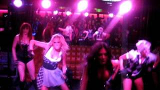 Pussycat Dolls - When I Grow Up (Dance Break) (Live at MSN EXCLUSIVES )