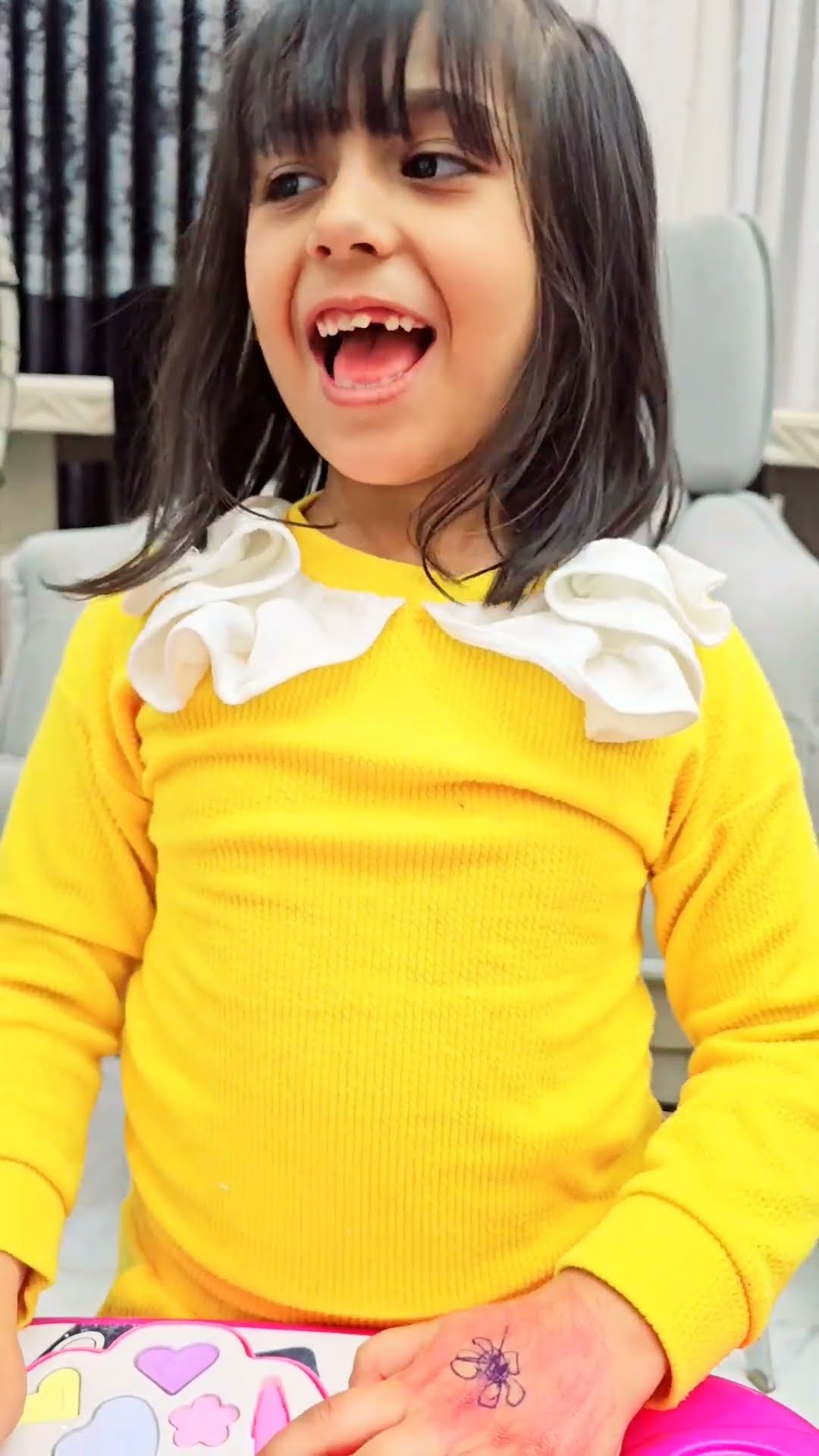 هدية من دهب والماس