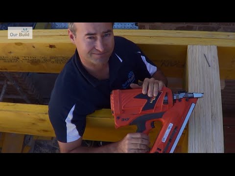 Video: Hvor meget CFM kræver en indrammesømpistol?