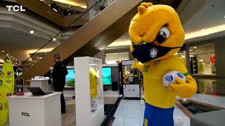 Visita Do Canarinho Pistola Em Nosso Quiosque Em Sp