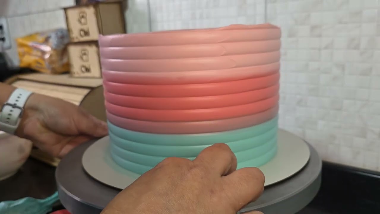 ASSIM EVITA MISTURAR AS CORES | BOLO MASHA E URSO | ATELIÊ DOCE 