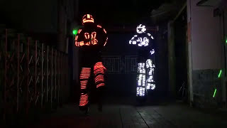 Skyrunner ft Stilt walker | Dancing | Led Robot #shorts