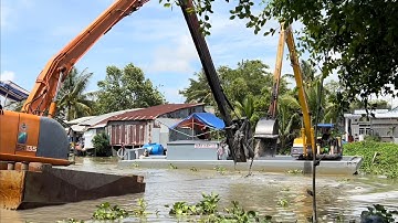 Xe cuốc komatsu PC60 cần dài bơi phà đụng độ xe cuốc EX135 cần dài |T74