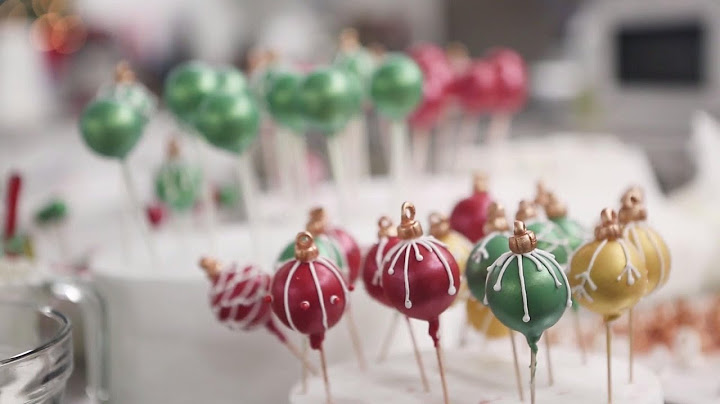 The Magic Behind The Ornament Balls On Our December Cover Cake | Southern Living