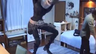 10 seconds of Ryuk dancing to the Nyan Neko Sugar Girls intro 😳