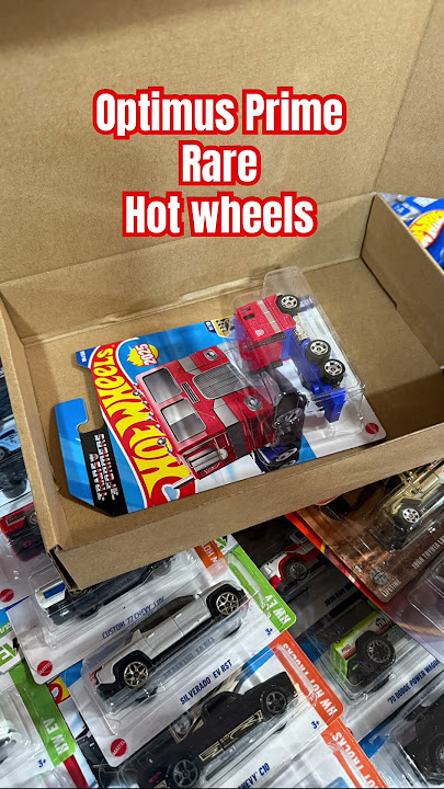 Hot wheels Optimus prime #hotwheels #optimusprime