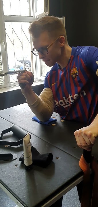Riser Easiest Set Yet With 21 5kg music rap song devonlarratt riser-easiest-set-yet-with-21-5kg-music-rap-song-devonlarratt