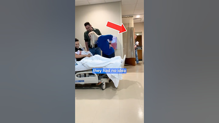 New grandparents get the surprise of their lives 😂❤️