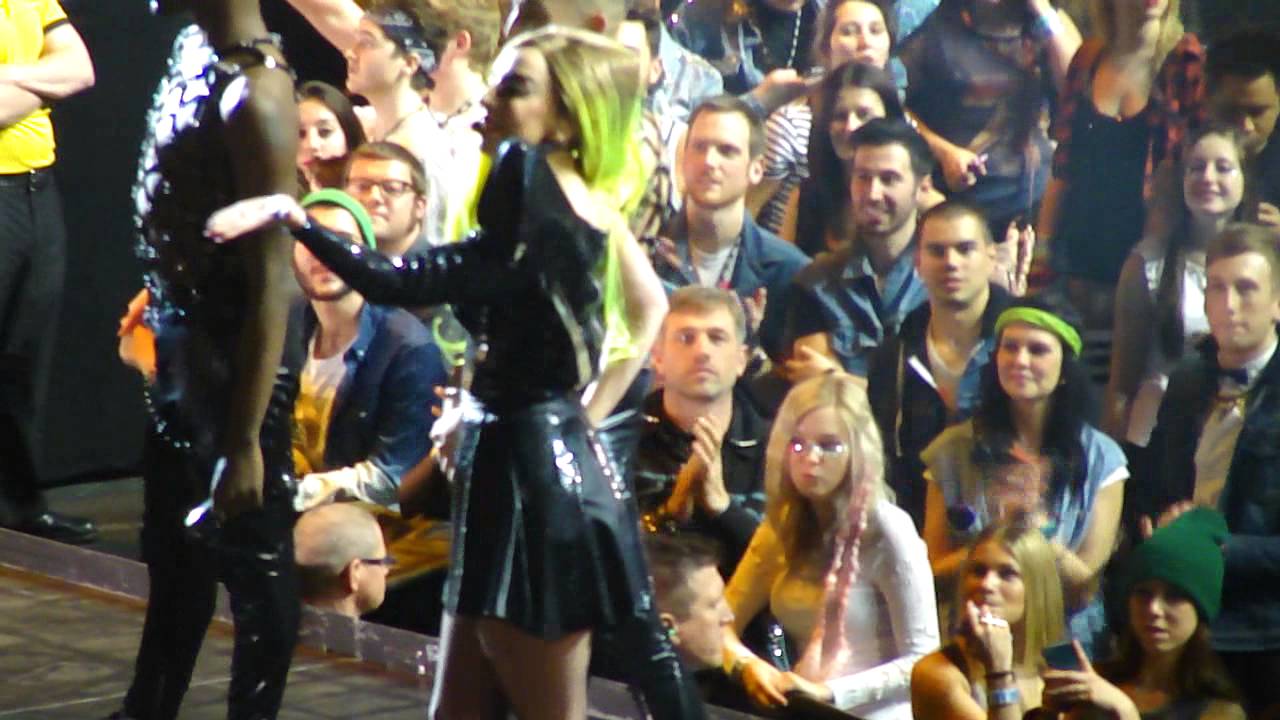 Lady Gaga live in Toronto 2013 - Love Game & Telephone, Born This Way Ball