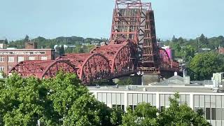 Ship crossing the Broadway bridge - Portland, OR