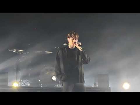 [4K] Bad Omens - Specter (entrance) @Zenith PARIS 2025