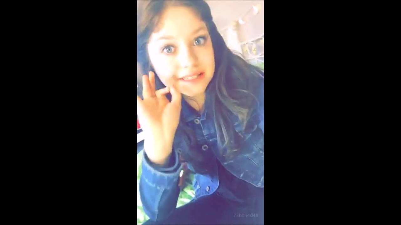 Karol Sevilla - Snaps Febrero a Abril 2016