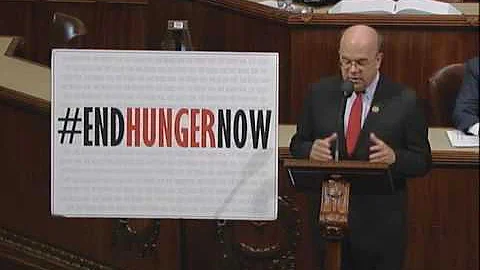 #EndHungerNow: Starbucks Joins Fight to End Hunger by Donating Surplus Food (#58)