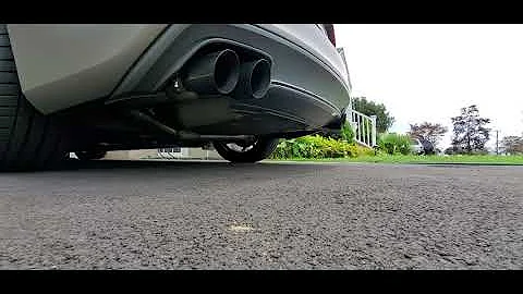 B8.5 S4 - AWE Track Edition with AWE Non-Resonated Downpipes