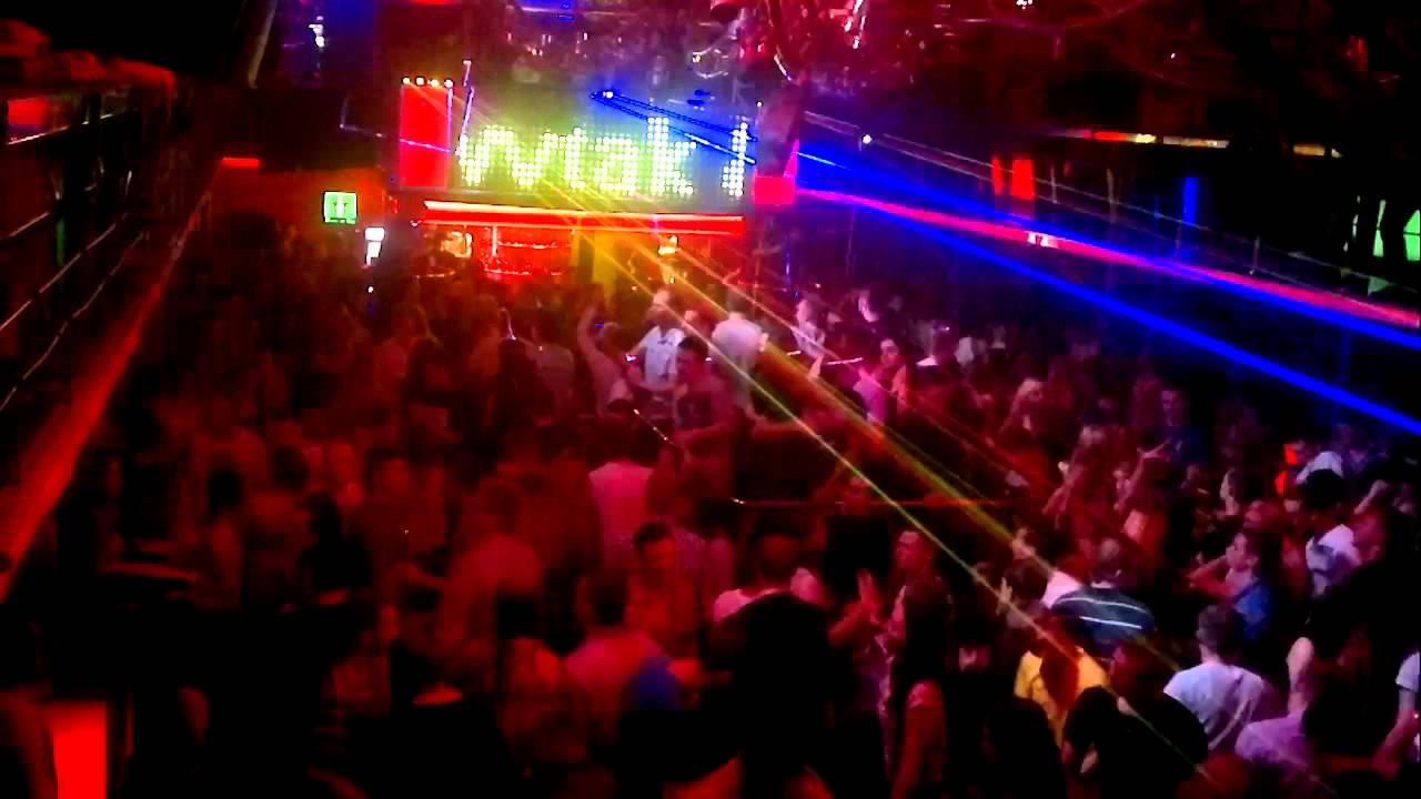 Club Grant (Jankowice) - Chwytak & DJ Wiktor 24.11.2012 (part.2) - YouTube