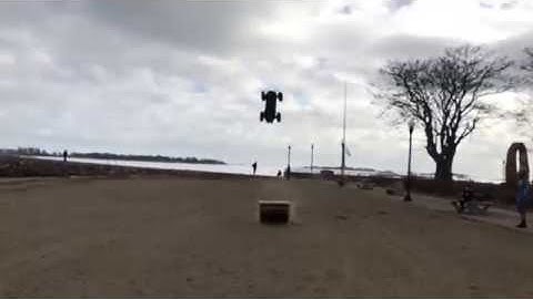 2017 Xmaxx v2 8s in your face!