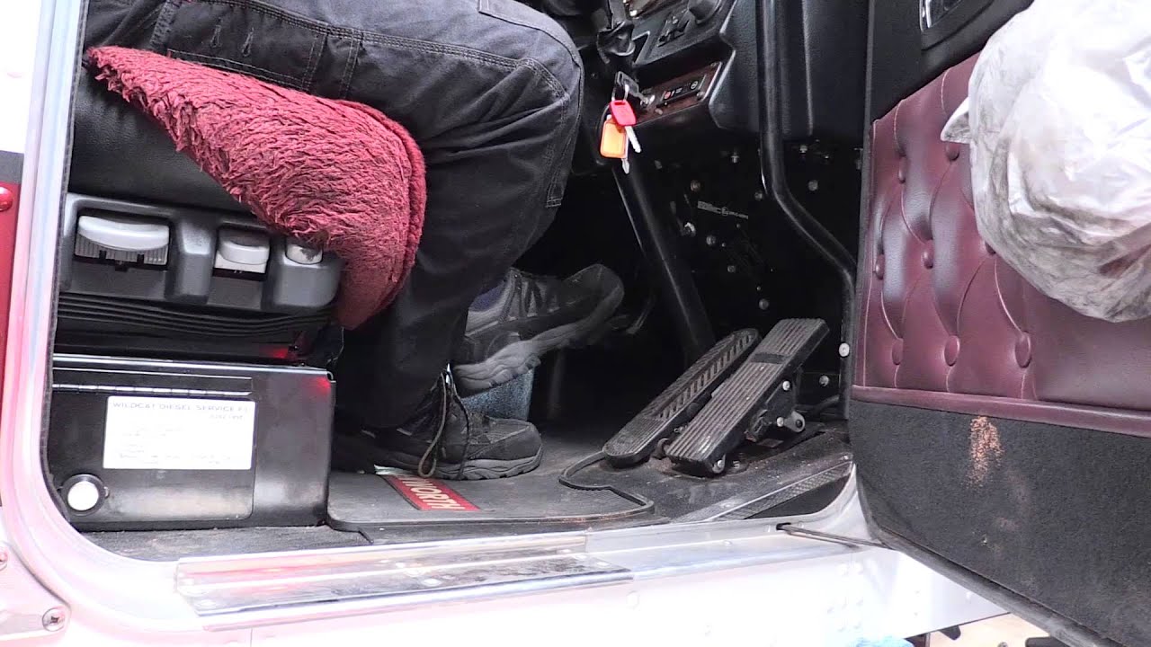 CLUTCH TECH COMMERCIAL Setting an Eaton Clutch YouTube