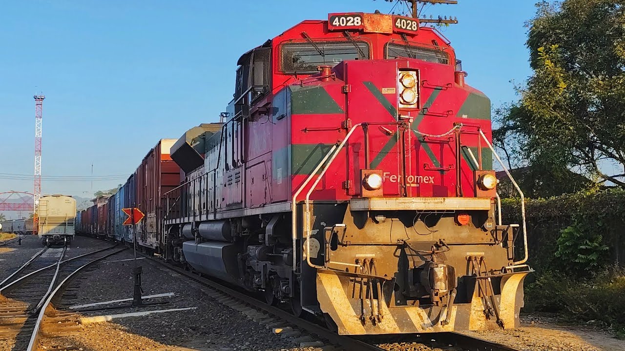 LOS PRIMEROS TRENES DEL AÑO EN LA ESTACIÓN DE CÓRDOBA VERACRUZ 