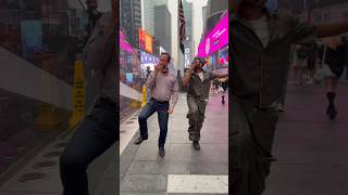 We did the funky dance 😂🤥 #comecloser #viral #hiphop #funky #fyp #explore #nyc #timesquarelive