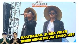 Download Lagu MasyaAllah dibuat speechless sama lantunan Sholawat Jibril nya Valen. Berasa ke hati. MP3