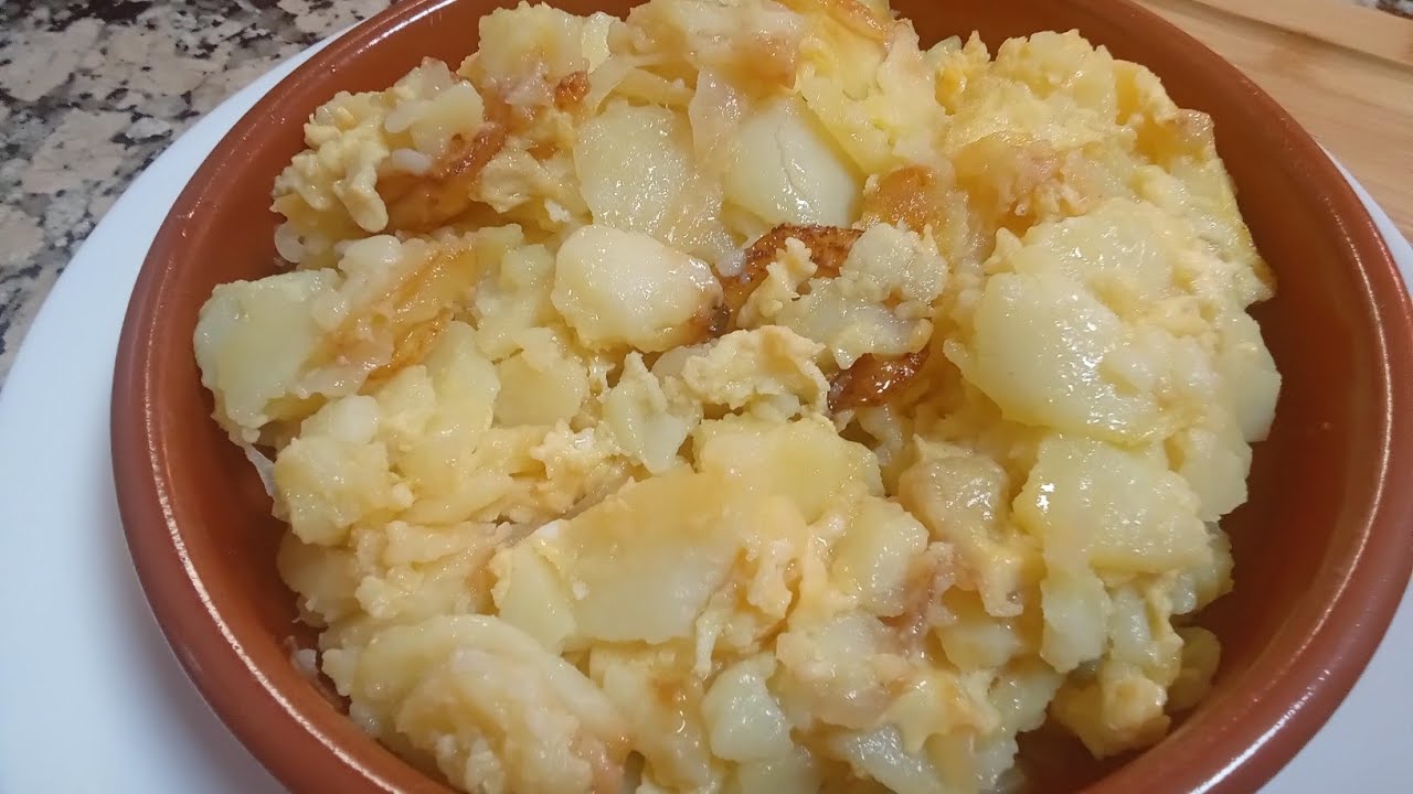 La receta que tanto gusta en mi casa 😋 PATATAS REVUELTAS , fácil , rápidas y económicas👌🏼