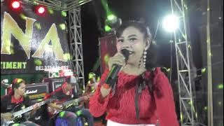 'Yang' Voc Nuril Chantika ,Om Sivana