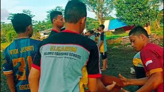 Kerja Bakti Santri Pondok Pesantren El-Karim