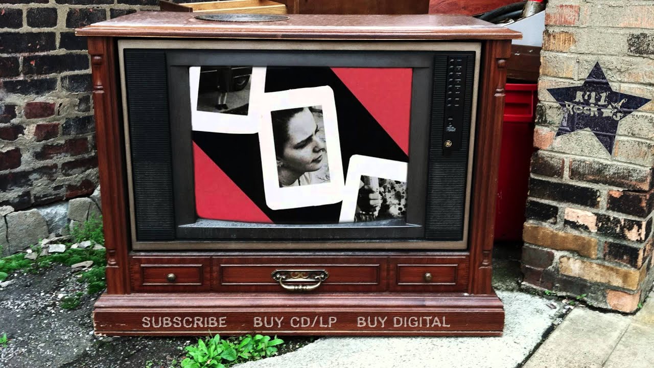 Watch Bratmobile - Panik (from Pottymouth) on YouTube Watch Bratmobile - Panik (from Pottymouth) on YouTube