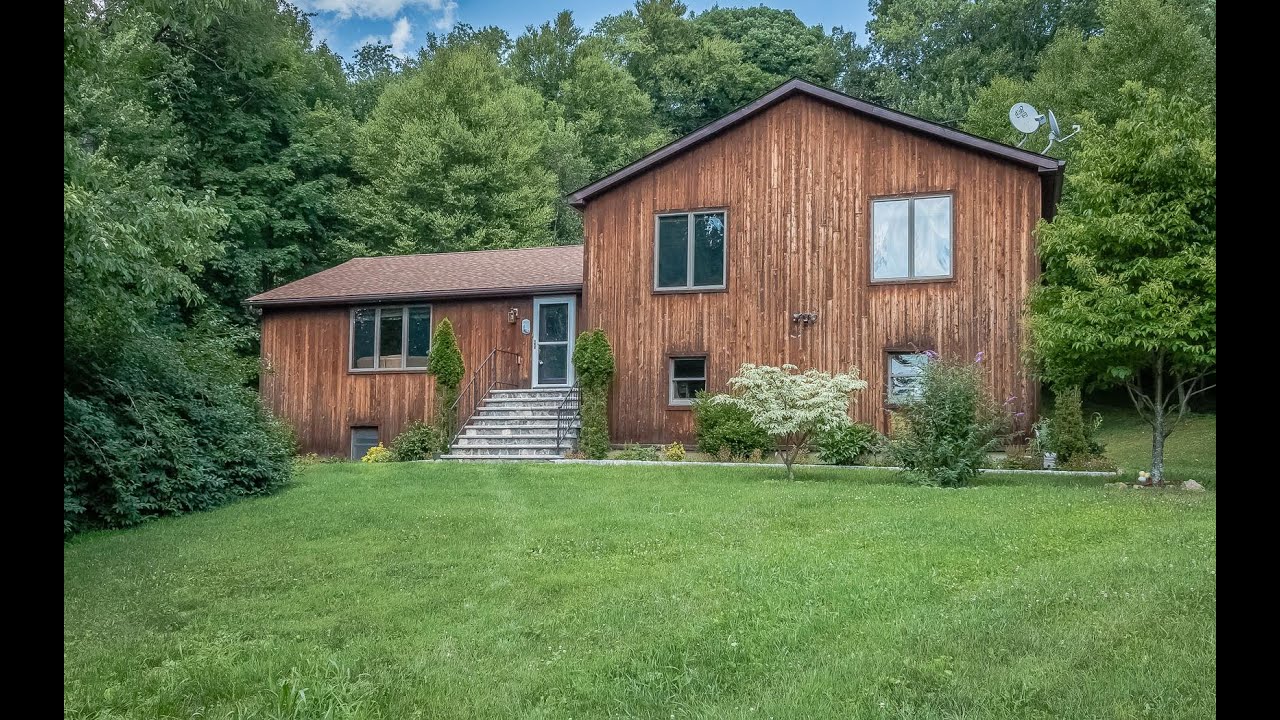 Real Estate Video Tour 584 Depot Hill Road, Poughquag, NY 12570
