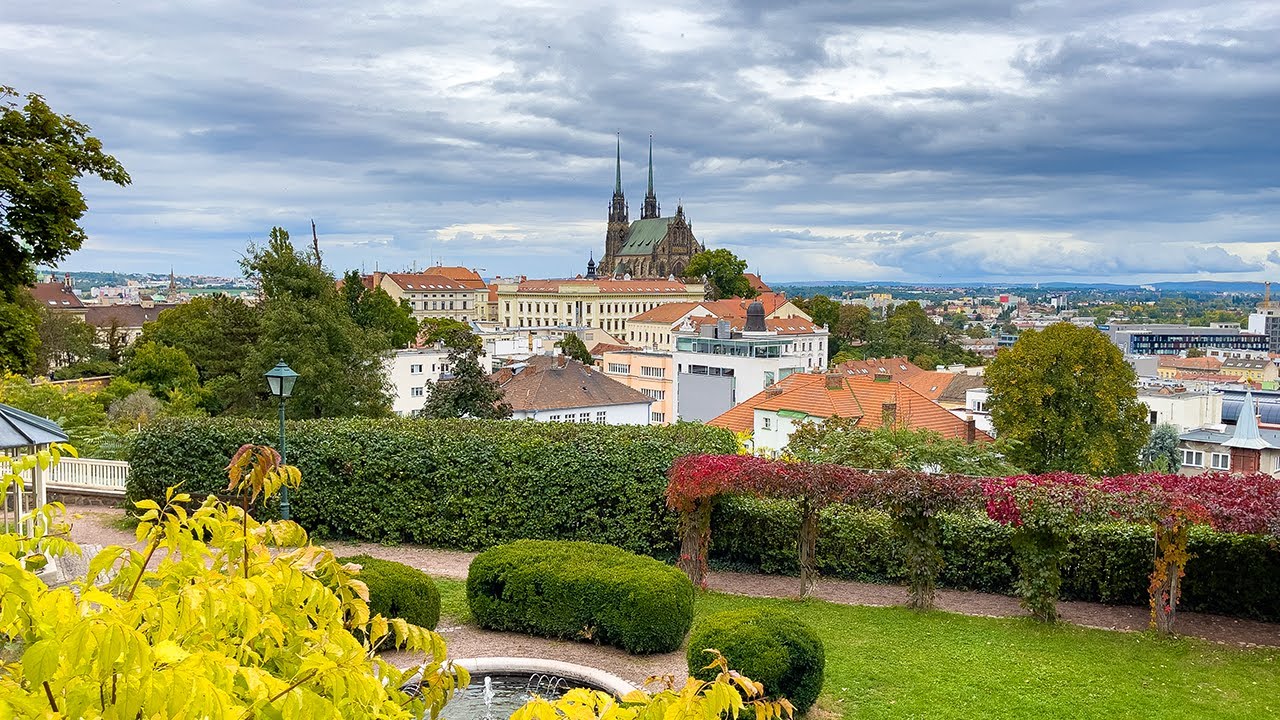 [4K HDR] Autumn in Brno. Timelapse. Czech Republic 🇨🇿