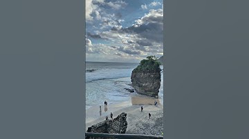 indahnya pantai lumbung tulungagung