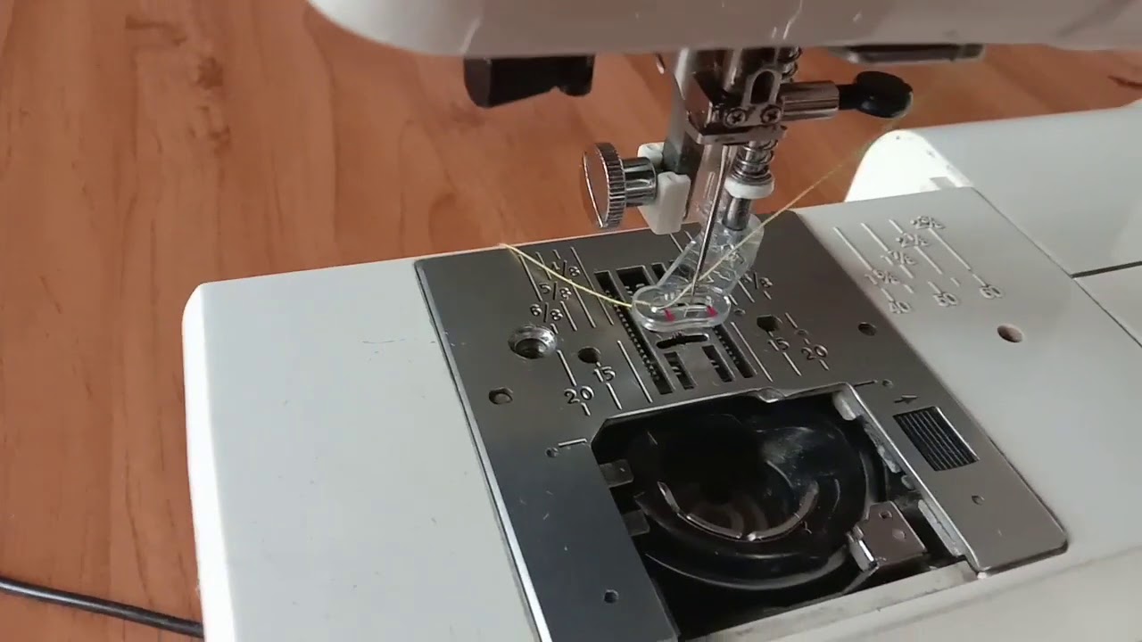 Не переключается транспортер, ремонт швейной машины - YouTube