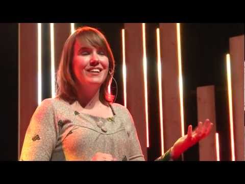 The danger of mixing up causality and correlation: Ionica Smeets at TEDxDelft