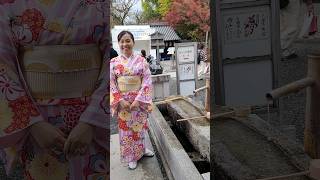 Download Lagu Steps to wash and purify your hands before entering Japanese Temple - Kimono outfit MP3 Download Lagu Steps to wash and purify your hands before entering Japanese Temple - Kimono outfit MP3