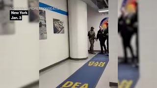 Nicolás Maduro Arrives at Detention Center in New York (Raw Footage)
