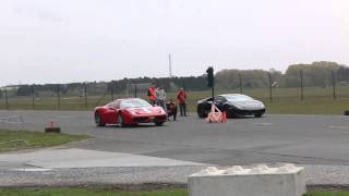 Ferrari 458 Speciale Aperta vs Lamborghini Huracán