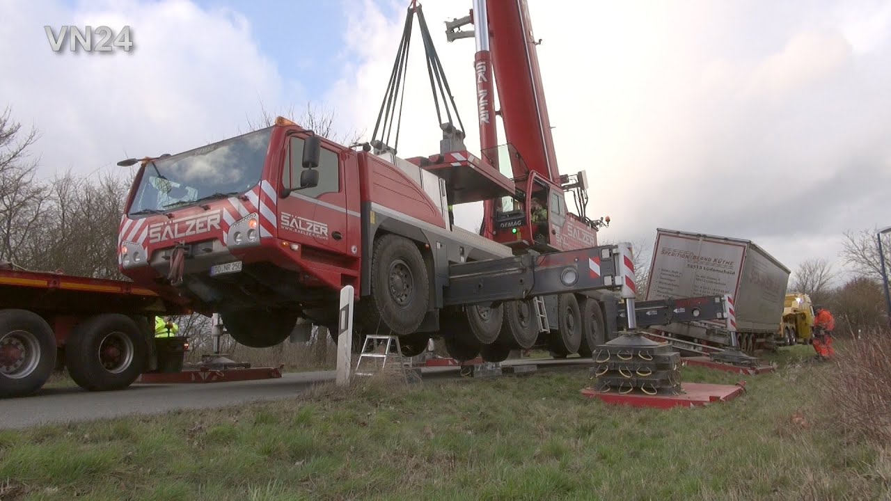 17.02.2022 - VN24 - Восстановление грузовика с помощью крана - полдня работы за 7 минут - таймлапс