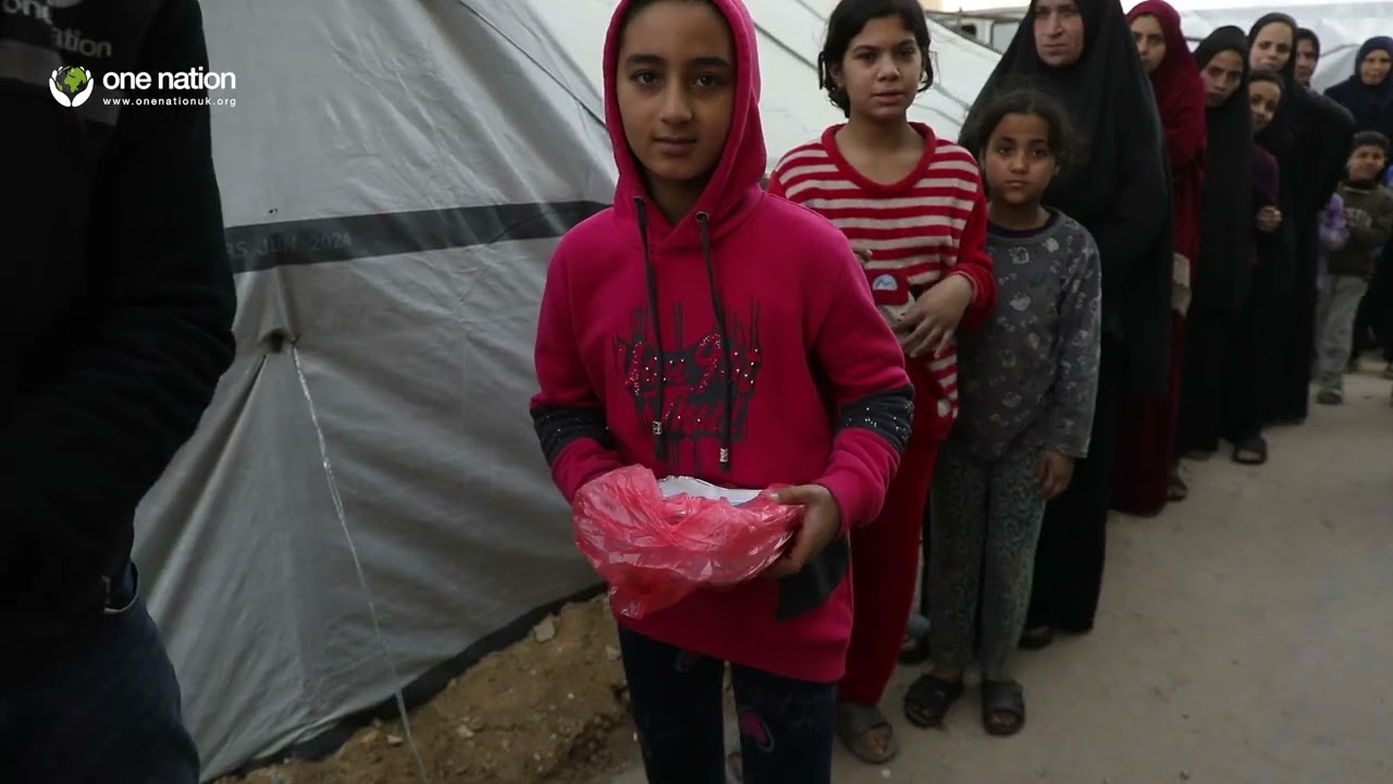 Ramadan Day 1 - Iftar meals distributed in Gaza