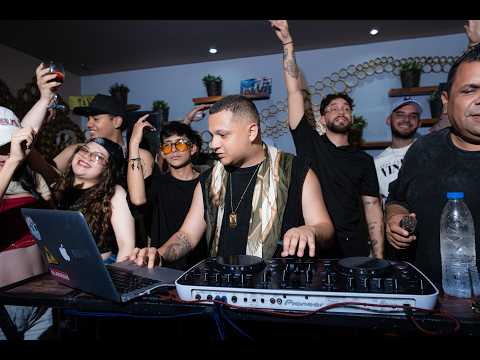 TOMANDOAGUA FT. KILLA OG - EDITION PERREO @ Fabys Restaurant / Reggaetón Clásico, Mix Old School