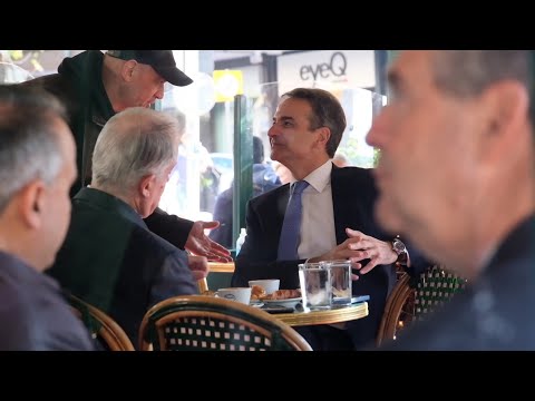 Πρώτος καφές της χρονιάς του Πρωθυπουργού με Τασούλα στο Κολωνάκι