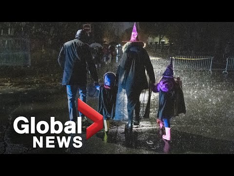 Coronavirus: Confusion surrounds governments’ messages about Halloween trick-or-treating Coronavirus: Confusion surrounds governments’ messages about Halloween trick-or-treating