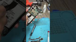 Samsung Galaxy S21 Ultra screen replacement. #smartphone #techno #repair #broken #viral #screen #fix