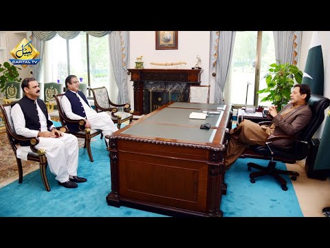 PM Imran Khan meets newly-appointed Information minister Shibli Faraz, SAPM Asim Saleem Bajwa