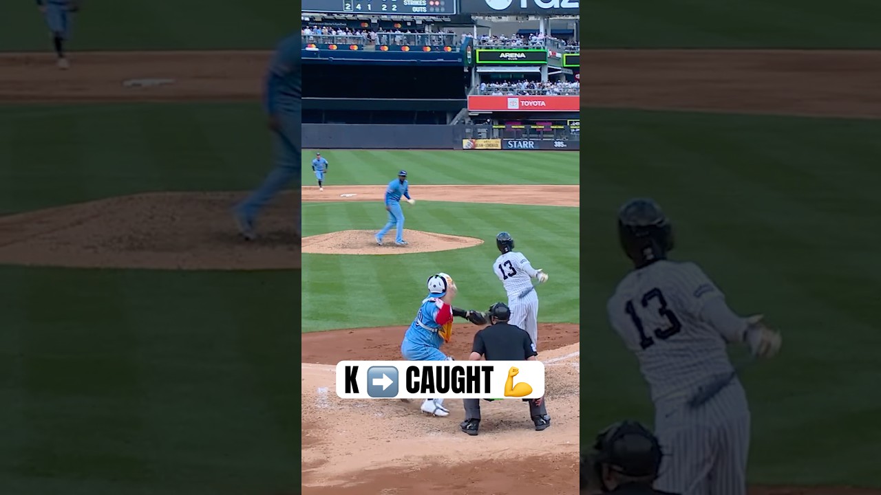 José Soriano & Alejandro Kirk turn the double play 🔥 #MLB #Toronto #BlueJays