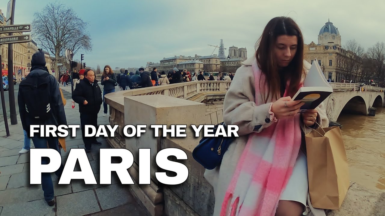 Paris, France 🇫🇷 • Christmas Market • Walking Tour