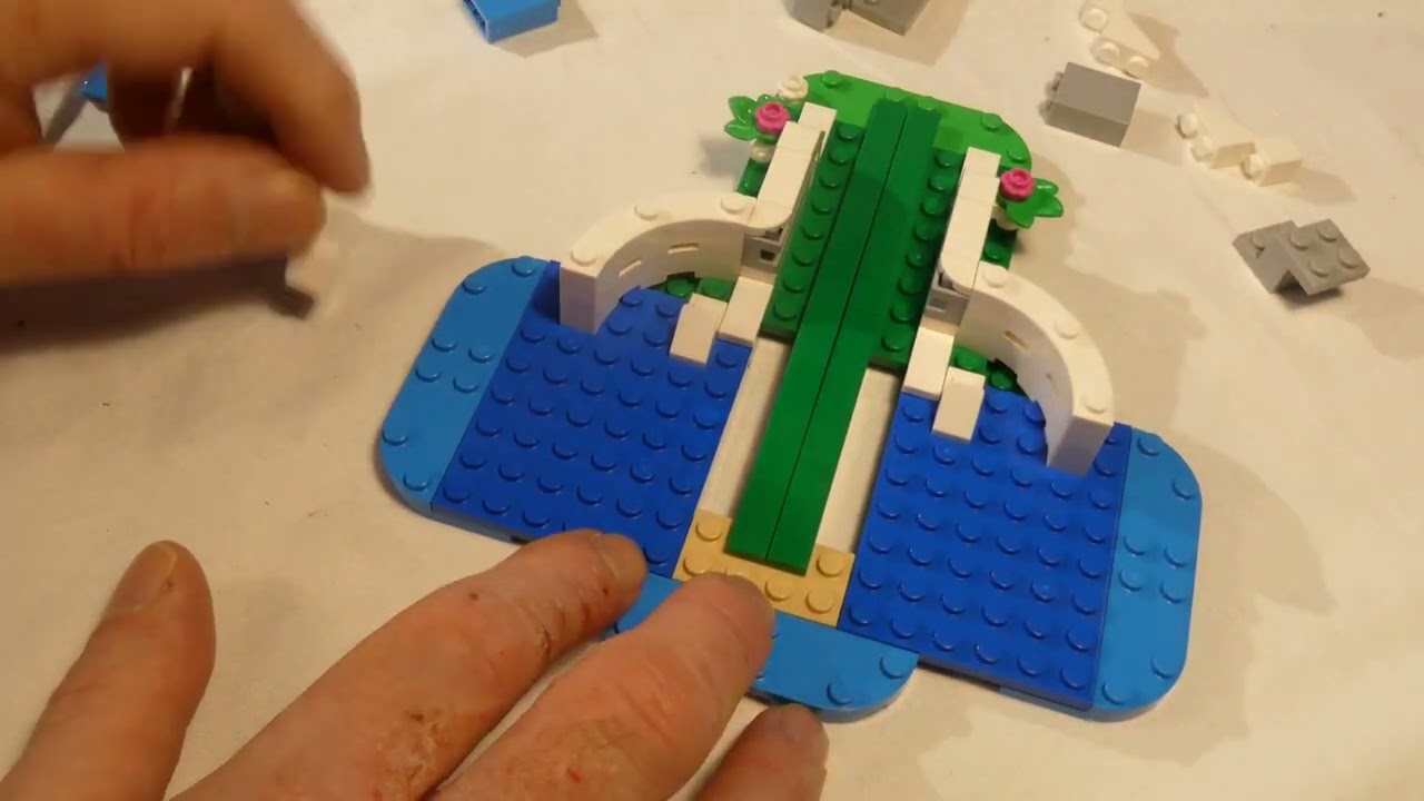 Building Lego Super Mario Cat Peach Suit And  Frozen Tower SET 71407 PART 1