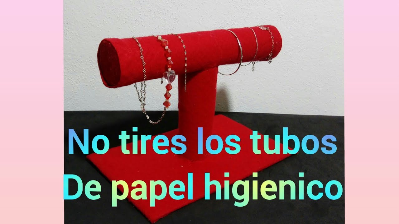 exhibidor de pulseras con tubos de papel higienico